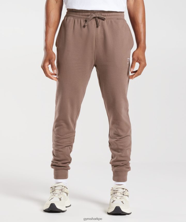 Gymsharkjoggers con escudo hombres marrón trufa PFTJ2N1058 ropa
